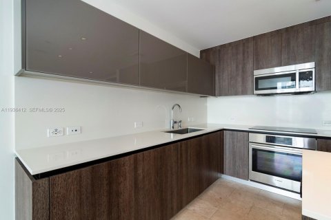 Condominio en venta en Miami, Florida, 2 dormitorios, 110.83 m2 № 1994625 - foto 14