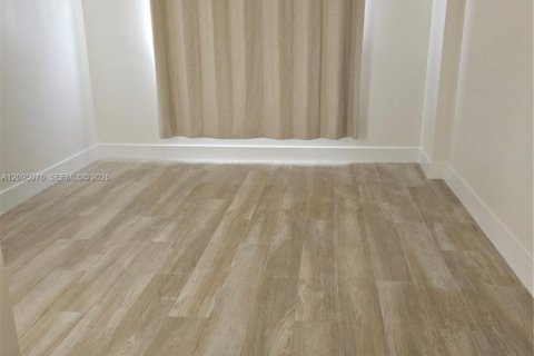 Copropriété à louer à Miami Beach, Floride: 1 chambre, 60.85 m2 № 2385042 - photo 9