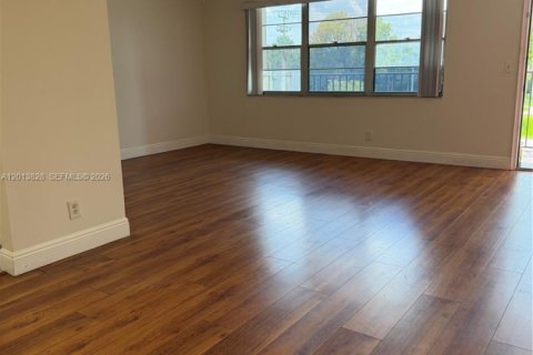 Copropriété à louer à Pembroke Pines, Floride: 1 chambre, 65.22 m2 № 2076273 - photo 5