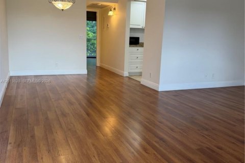 Copropriété à louer à Pembroke Pines, Floride: 1 chambre, 65.22 m2 № 2076273 - photo 4