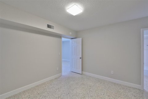 Apartment in Largo, Florida 1 bedroom, 50.72 sq.m. № 2381327 - photo 17