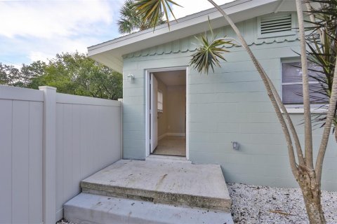 Apartment in Largo, Florida 1 bedroom, 50.72 sq.m. № 2381327 - photo 23