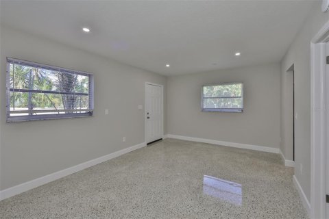 Apartment in Largo, Florida 1 bedroom, 50.72 sq.m. № 2381327 - photo 8
