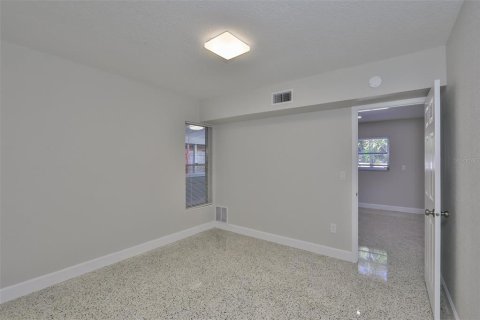 Apartment in Largo, Florida 1 bedroom, 50.72 sq.m. № 2381327 - photo 15