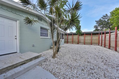 Apartment in Largo, Florida 1 bedroom, 50.72 sq.m. № 2381327 - photo 24