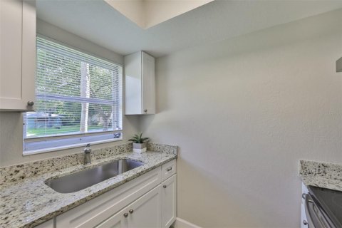 Apartment in Largo, Florida 1 bedroom, 50.72 sq.m. № 2381327 - photo 11