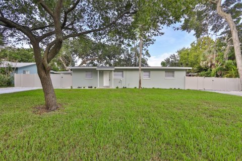 Apartment in Largo, Florida 1 bedroom, 50.72 sq.m. № 2381327 - photo 28
