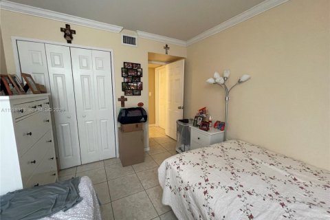 Condo in Miami, Florida, 2 bedrooms  № 1997434 - photo 26