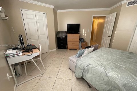 Condo in Miami, Florida, 2 bedrooms  № 1997434 - photo 20