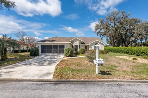 House in Ocala, Florida 2 bedrooms, 129.51 sq.m. № 2230419 - photo 3