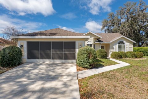 House in Ocala, Florida 2 bedrooms, 129.51 sq.m. № 2230419 - photo 4