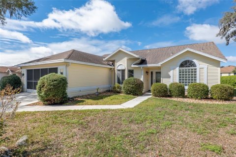 House in Ocala, Florida 2 bedrooms, 129.51 sq.m. № 2230419 - photo 5