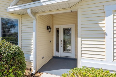 House in Ocala, Florida 2 bedrooms, 129.51 sq.m. № 2230419 - photo 8