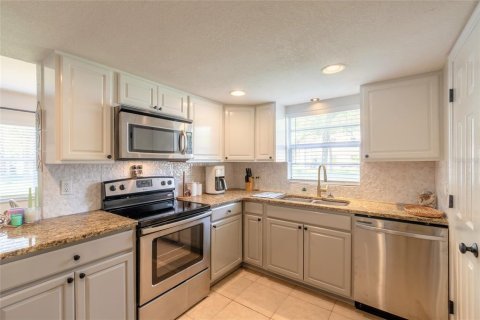 Condominio en venta en South Daytona, Florida, 2 dormitorios, 85.66 m2 № 2097294 - foto 5