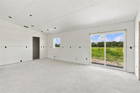 House in Arcadia, Florida 3 bedrooms, 140.1 sq.m. № 2419387 - photo 7