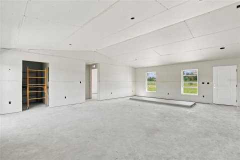 House in Arcadia, Florida 3 bedrooms, 140.1 sq.m. № 2419387 - photo 9