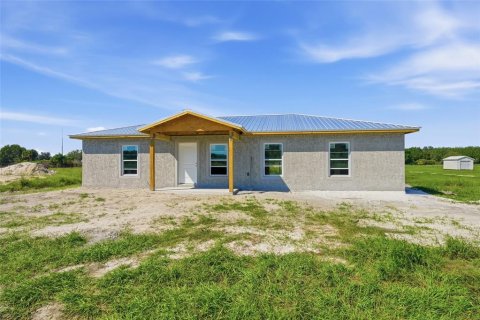 House in Arcadia, Florida 3 bedrooms, 140.1 sq.m. № 2419387 - photo 25
