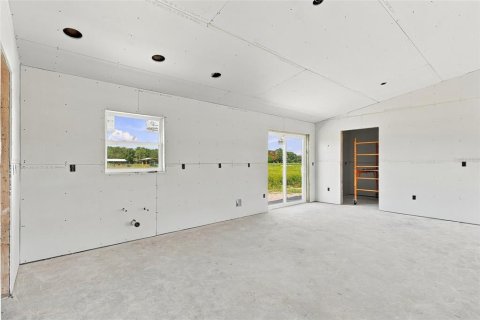 House in Arcadia, Florida 3 bedrooms, 140.1 sq.m. № 2419387 - photo 10