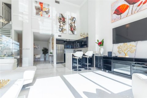 Condo in Miami Beach, Florida, 1 bedroom  № 1871600 - photo 20