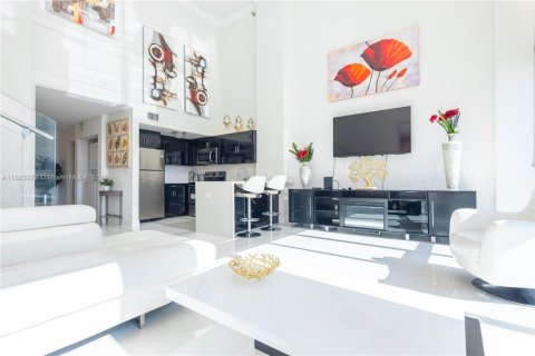 Condo in Miami Beach, Florida, 1 bedroom  № 1871600 - photo 16