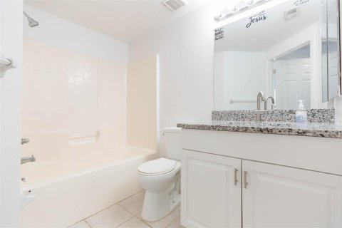 Copropriété à vendre à Riverview, Floride: 3 chambres, 106.93 m2 № 1743223 - photo 29