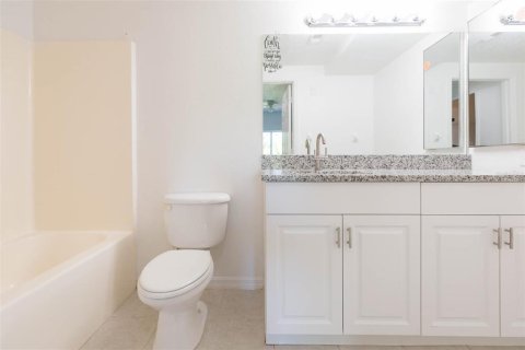 Copropriété à vendre à Riverview, Floride: 3 chambres, 106.93 m2 № 1743223 - photo 22