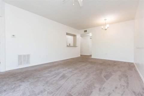 Copropriété à vendre à Riverview, Floride: 3 chambres, 106.93 m2 № 1743223 - photo 13