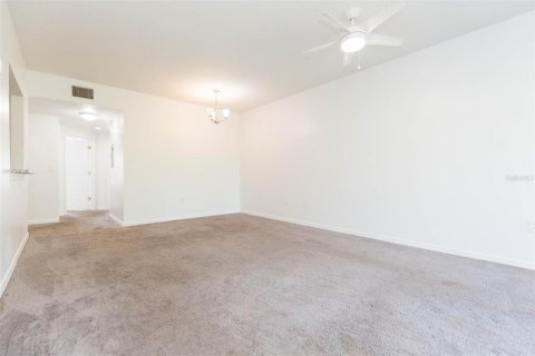 Copropriété à vendre à Riverview, Floride: 3 chambres, 106.93 m2 № 1743223 - photo 15