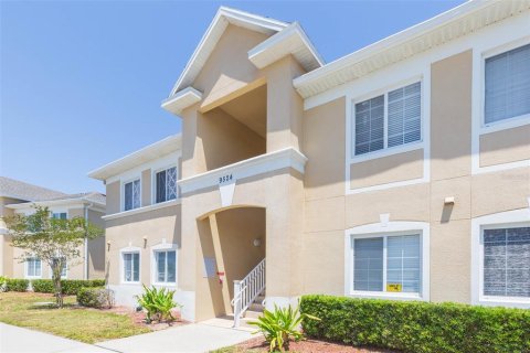 Copropriété à vendre à Riverview, Floride: 3 chambres, 106.93 m2 № 1743223 - photo 1