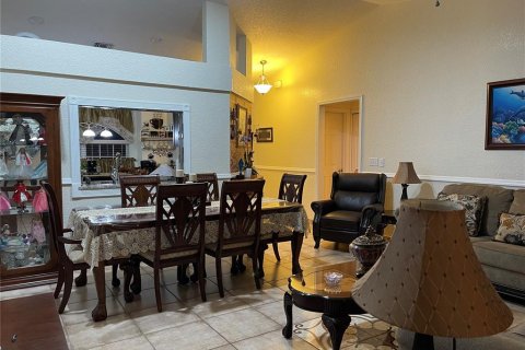 House in Davenport, Florida 3 bedrooms, 116.03 sq.m. № 1786702 - photo 12
