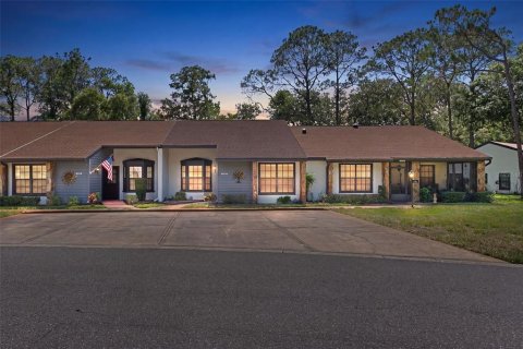 Villa ou maison à vendre à Spring Hill, Floride: 2 chambres, 92.44 m2 № 2234525 - photo 3