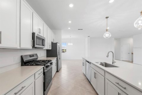Townhouse in Punta Gorda, Florida 3 bedrooms, 196.02 sq.m. № 1750477 - photo 9