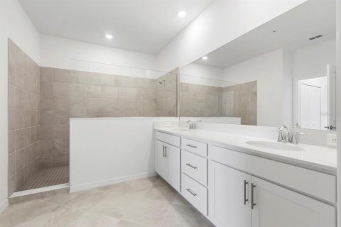 Townhouse in Punta Gorda, Florida 3 bedrooms, 196.02 sq.m. № 1750477 - photo 16