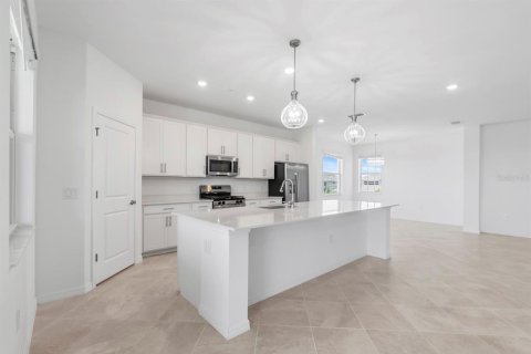 Townhouse in Punta Gorda, Florida 3 bedrooms, 196.02 sq.m. № 1750477 - photo 5