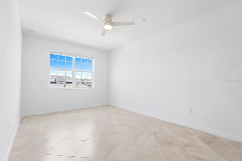 Townhouse in Punta Gorda, Florida 3 bedrooms, 196.02 sq.m. № 1750477 - photo 22