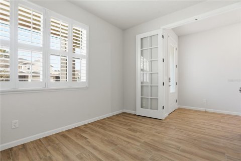 House in Sanford, Florida 4 bedrooms, 306.3 sq.m. № 2235579 - photo 5