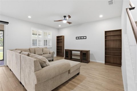 House in Sanford, Florida 4 bedrooms, 306.3 sq.m. № 2235579 - photo 15