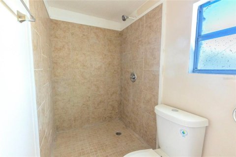 Casa en venta en Wauchula, Florida, 7 dormitorios, 288.46 m2 № 2239678 - foto 7