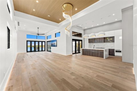 Купить виллу или дом в Нью-Смирна-Бич, Флорида 9 комнат, 510.96м2, № 2132027 - фото 14