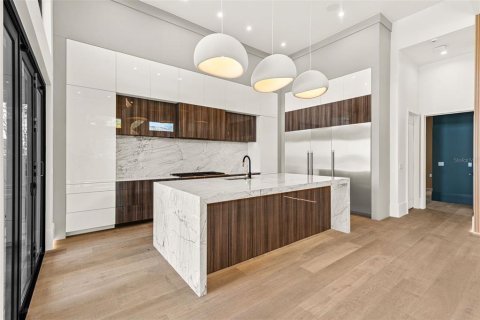 Купить виллу или дом в Нью-Смирна-Бич, Флорида 9 комнат, 510.96м2, № 2132027 - фото 25