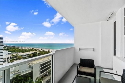 Copropriété à louer à Miami Beach, Floride: 1 chambre, 51.1 m2 № 1839460 - photo 16
