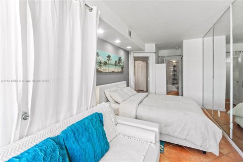 Copropriété à louer à Miami Beach, Floride: 1 chambre, 51.1 m2 № 1839460 - photo 10