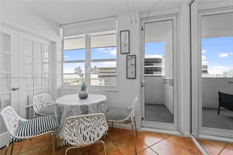 Copropriété à louer à Miami Beach, Floride: 1 chambre, 51.1 m2 № 1839460 - photo 4