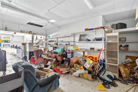 Commercial property in Seminole, Florida 278.71 sq.m. № 1811080 - photo 23