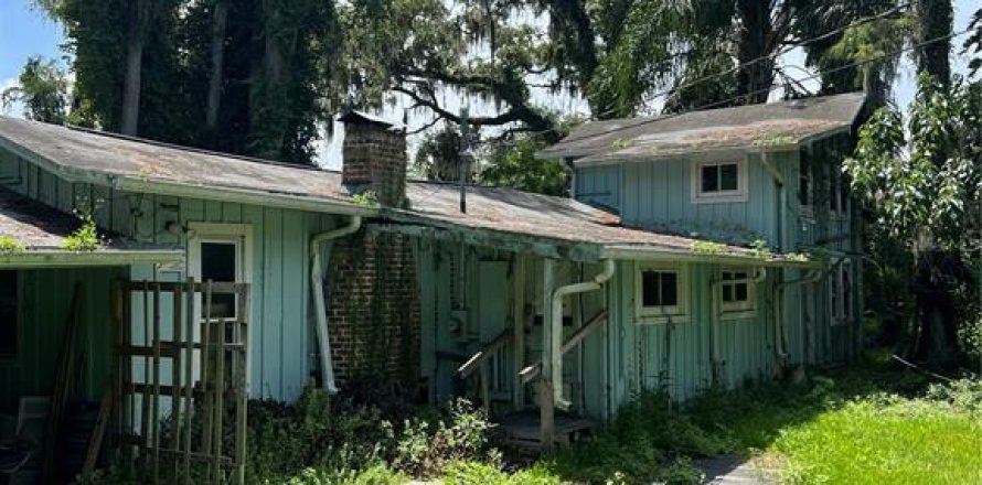 House in Orlando, Florida 4 bedrooms, 149.11 sq.m. № 1827864