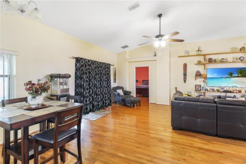 Casa en venta en Kissimmee, Florida, 4 dormitorios, 208.47 m2 № 1833662 - foto 18