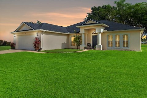 Casa en venta en Kissimmee, Florida, 4 dormitorios, 208.47 m2 № 1833662 - foto 3