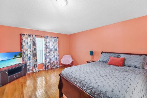 Casa en venta en Kissimmee, Florida, 4 dormitorios, 208.47 m2 № 1833662 - foto 19