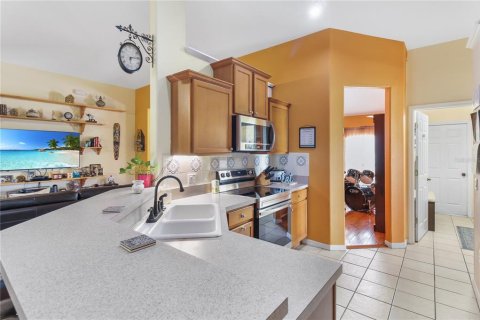 Casa en venta en Kissimmee, Florida, 4 dormitorios, 208.47 m2 № 1833662 - foto 15
