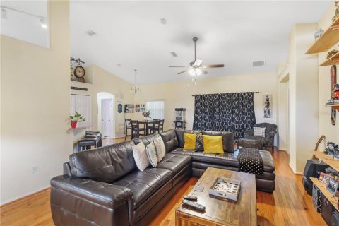Casa en venta en Kissimmee, Florida, 4 dormitorios, 208.47 m2 № 1833662 - foto 11